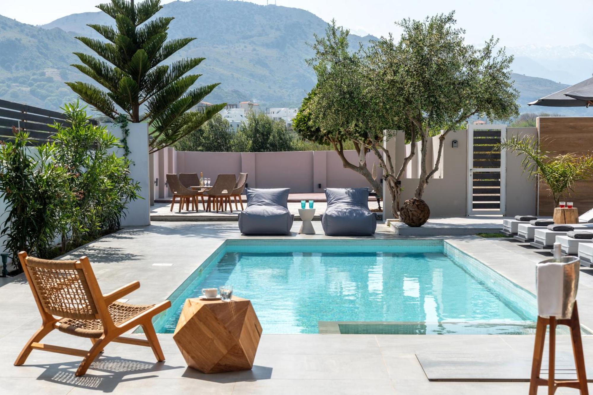 Hypnosis Beachside Villa With Private Heated Pool Георгиуполис Экстерьер фото