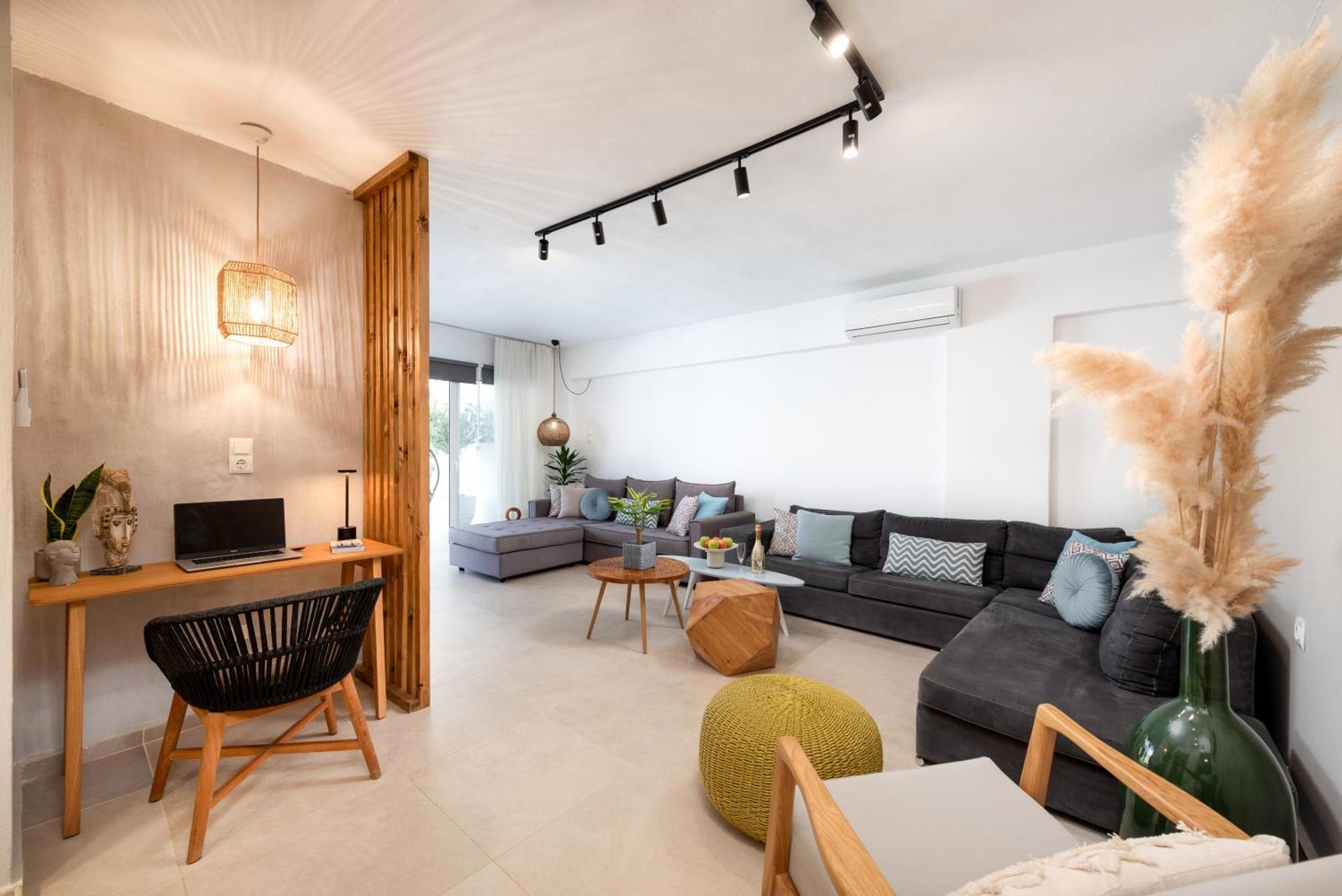 Hypnosis Beachside Villa With Private Heated Pool Георгиуполис Экстерьер фото