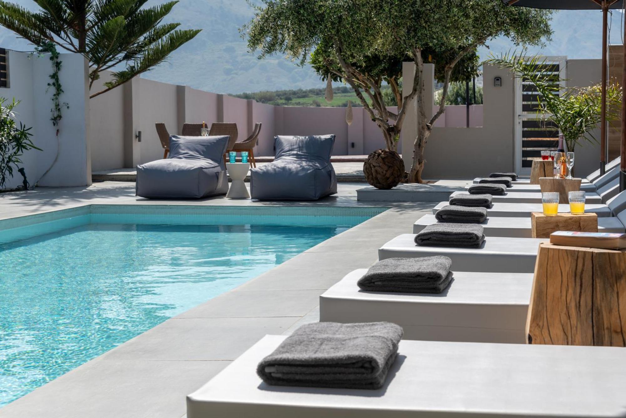 Hypnosis Beachside Villa With Private Heated Pool Георгиуполис Экстерьер фото