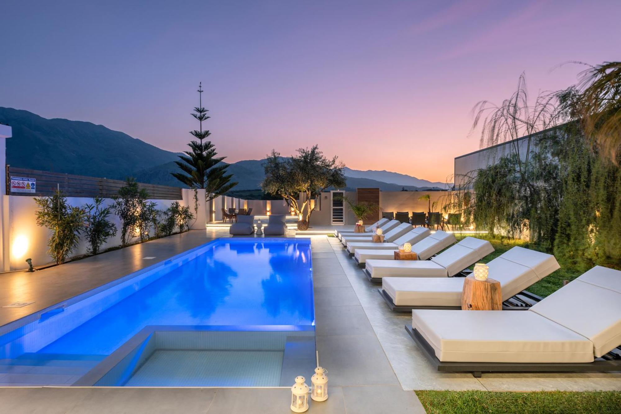 Hypnosis Beachside Villa With Private Heated Pool Георгиуполис Экстерьер фото