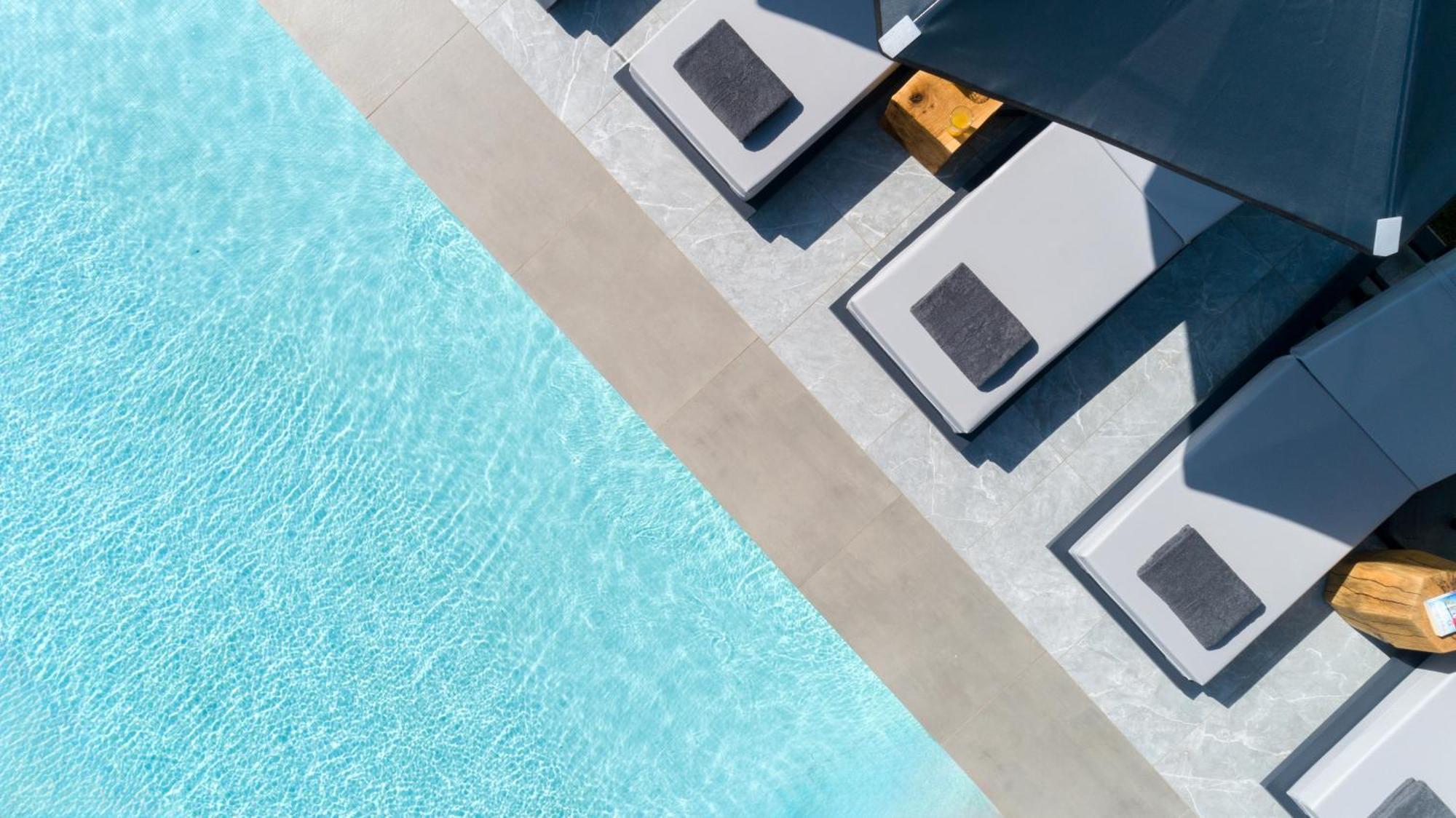 Hypnosis Beachside Villa With Private Heated Pool Георгиуполис Экстерьер фото
