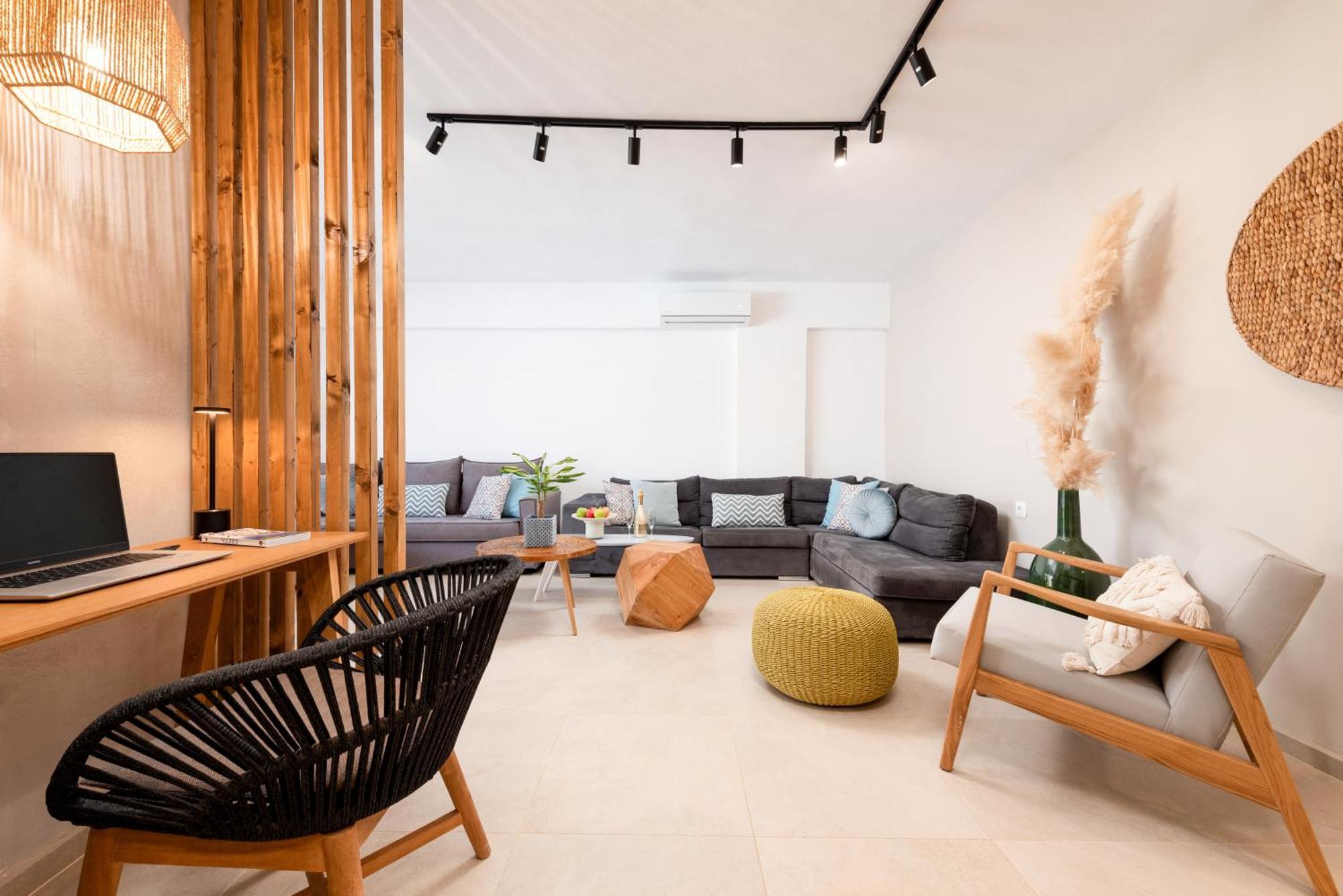 Hypnosis Beachside Villa With Private Heated Pool Георгиуполис Экстерьер фото